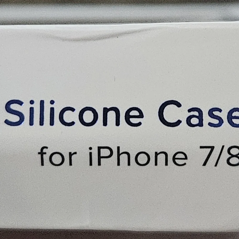 NIB Black Blufire Mobile Premium Silicone Case For iPhone 7/8